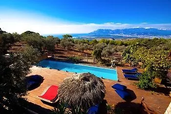 Prima Donna - Adults Only 3*